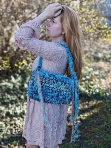 Háčkovaná daily bag barevná